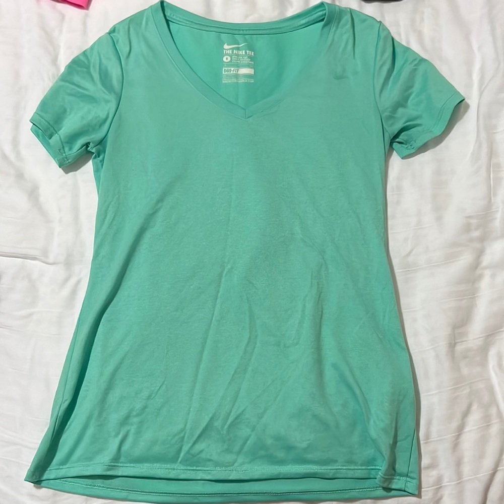 Nike t-shirt